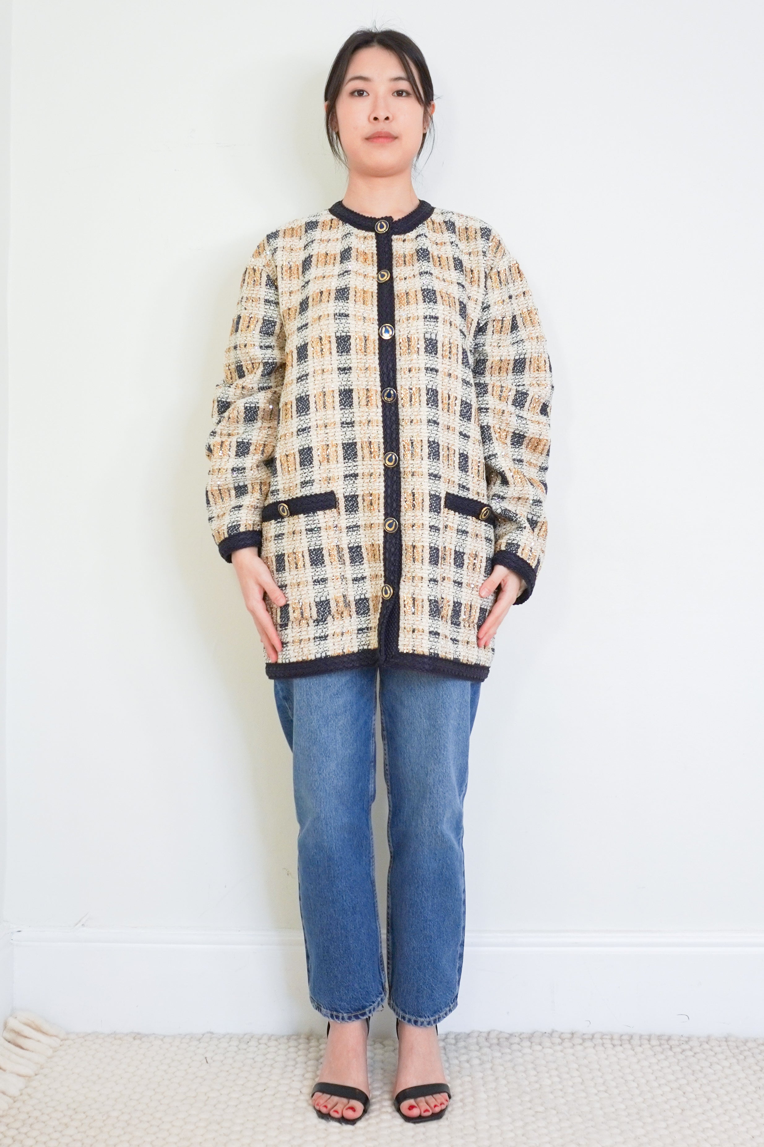 gucci-gold-and-navy-boucle-blazer-authentic-preloved-front-picture-Chelsea-london