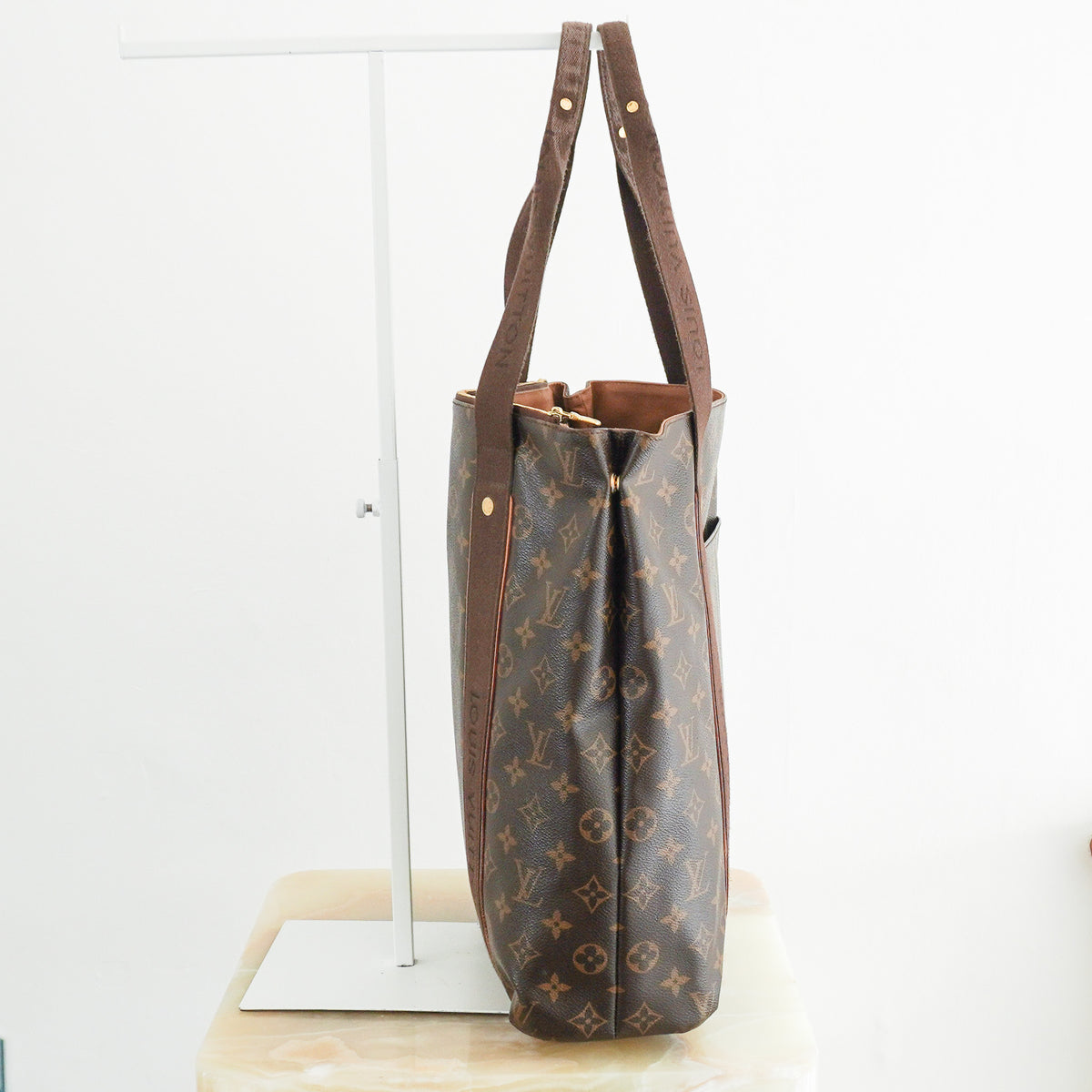 Monogram Canvas Cabas Beaubourg Tote Bag Louis Vuitton Monogram Cabas Beaubourg Tote Brown Gold main image 1