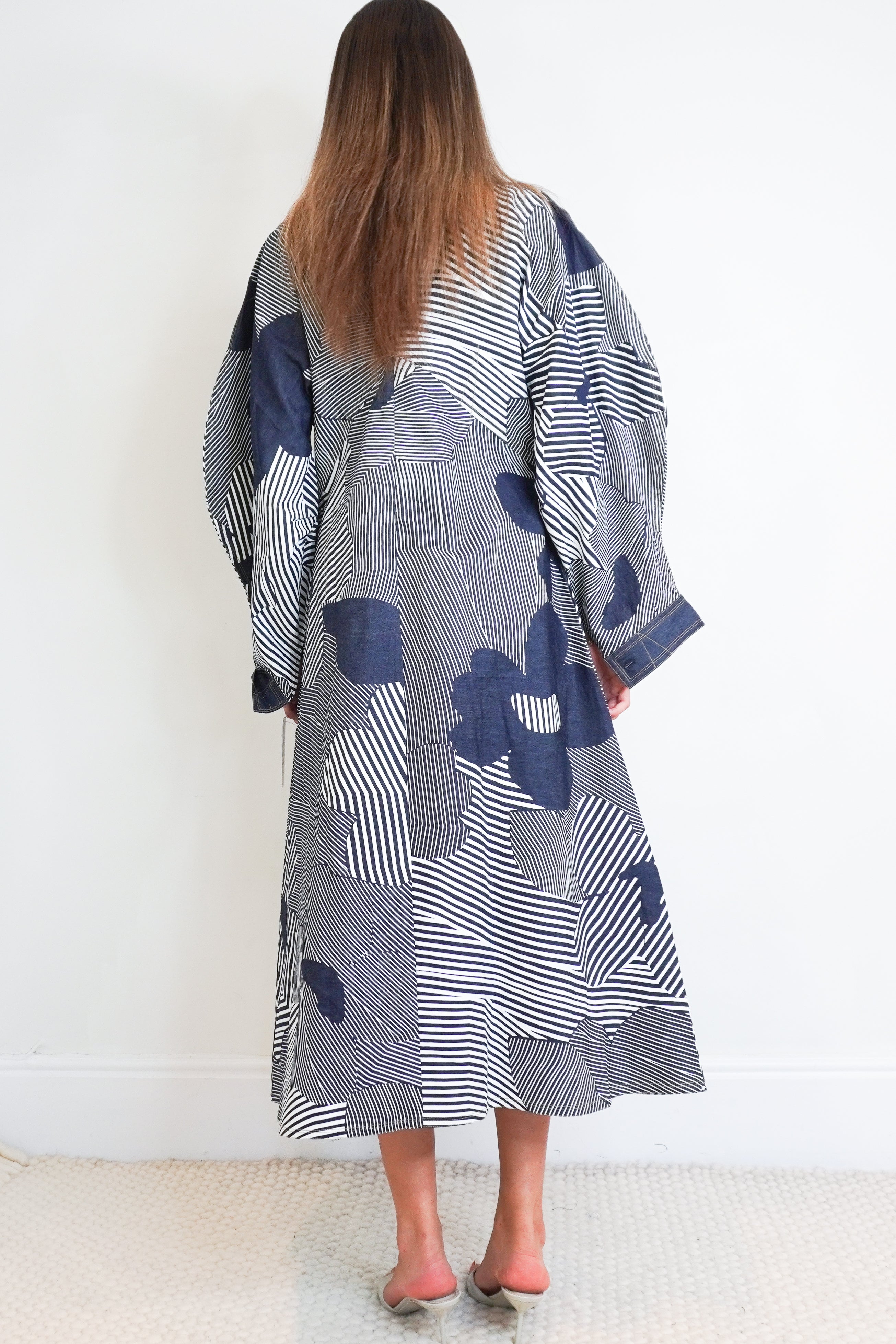 Lovebirds dress back image showing the length.