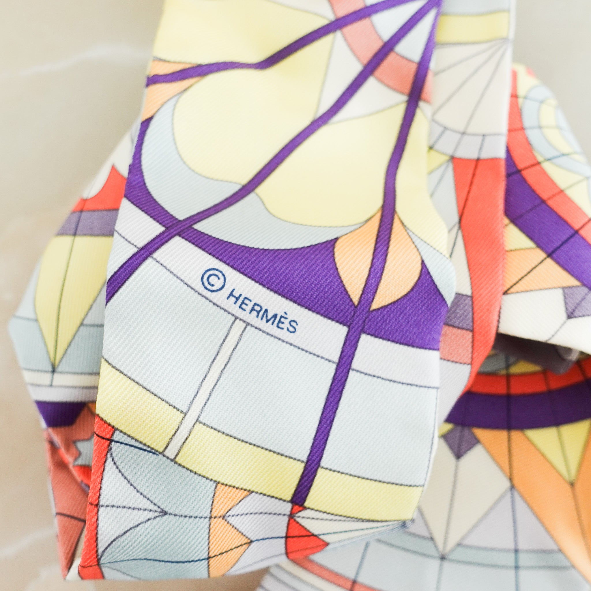 NEW Hermès Rose De Compas Silk Twilly Scarf RRP £190 | Authentic Preloved - Reloved Again