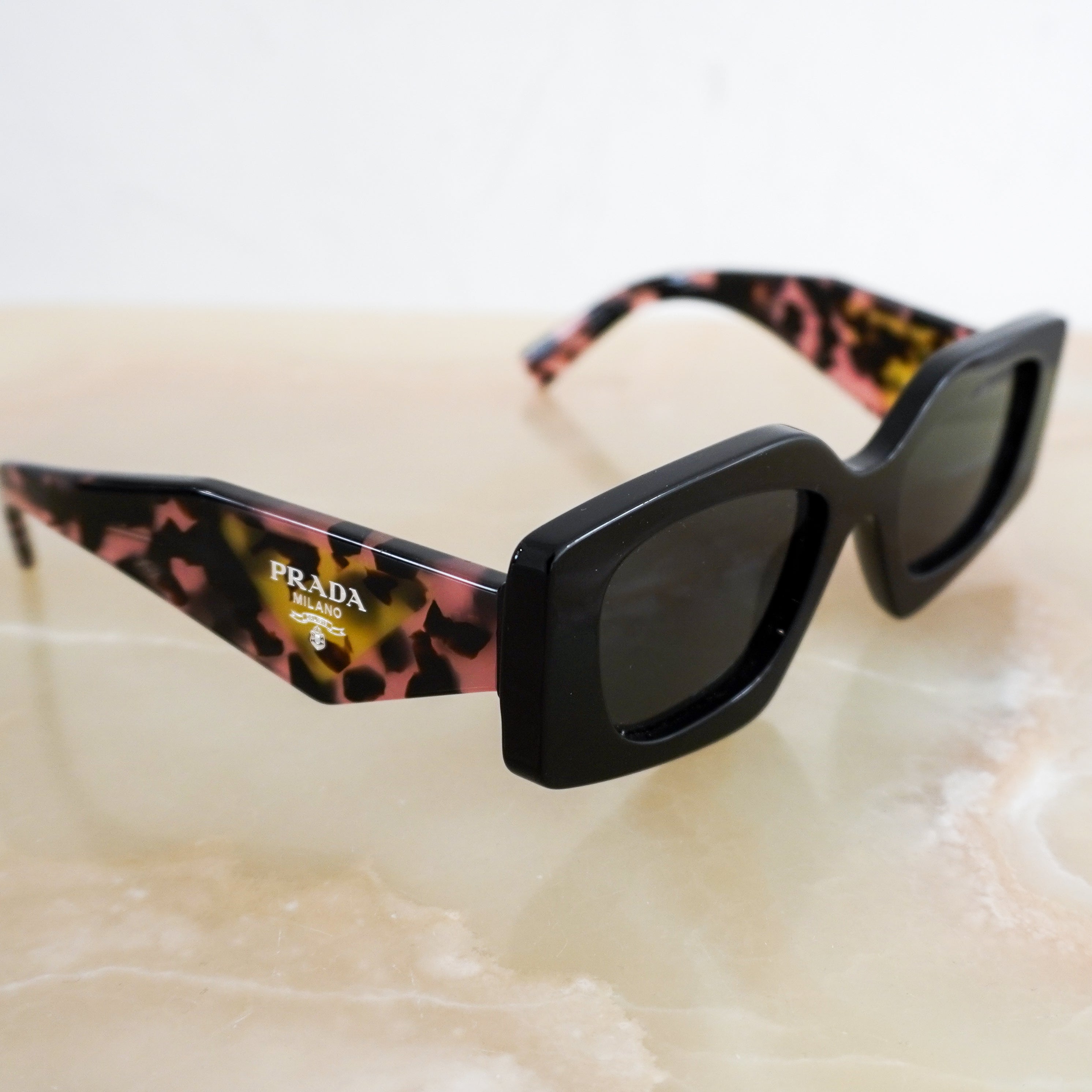 prada-anagram-tortoiseshell-sunglasses-authentic-preloved-logo-picture-chelsea-london