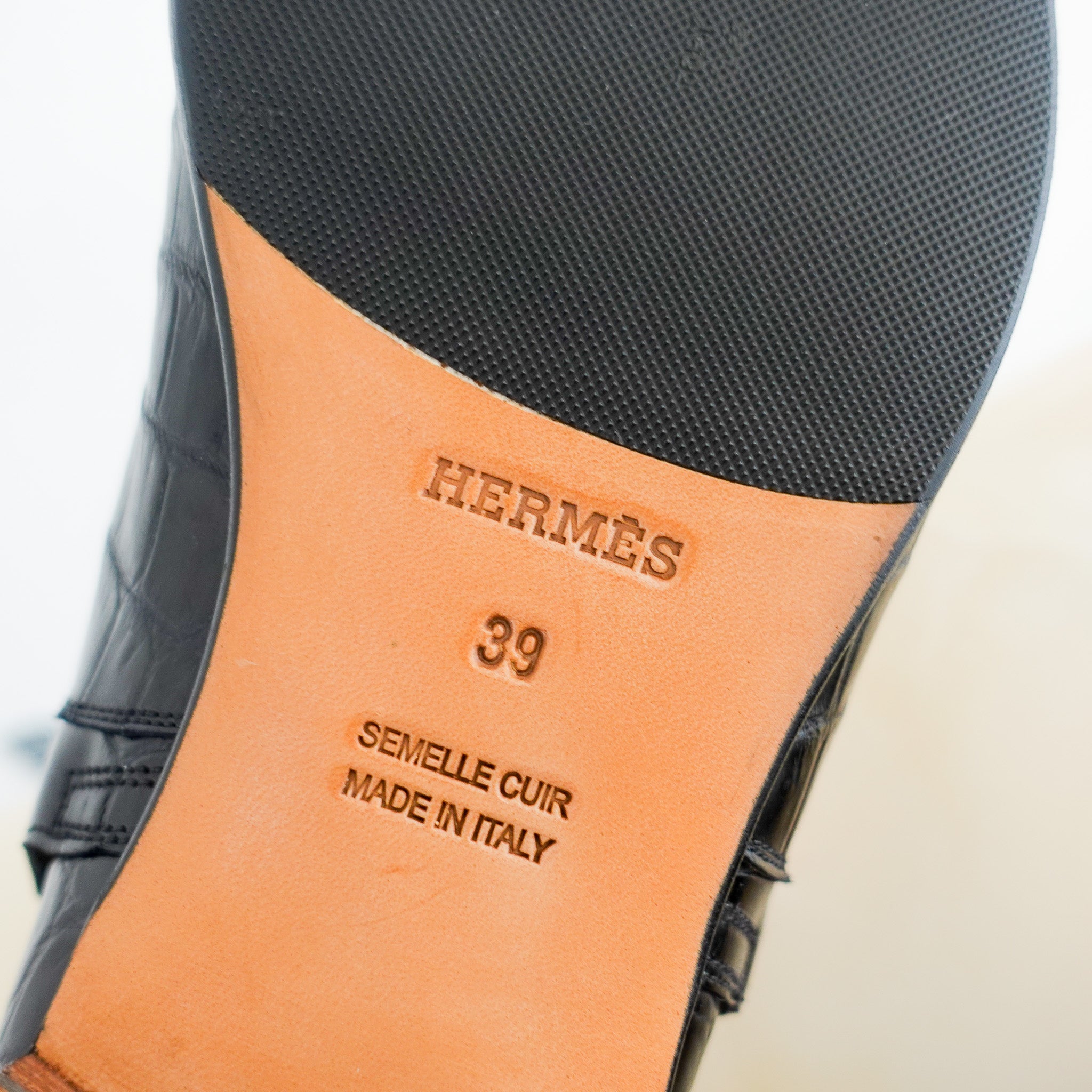 rare-hermes-neo-noir-crocodile-buckled-boots-embossing-picture