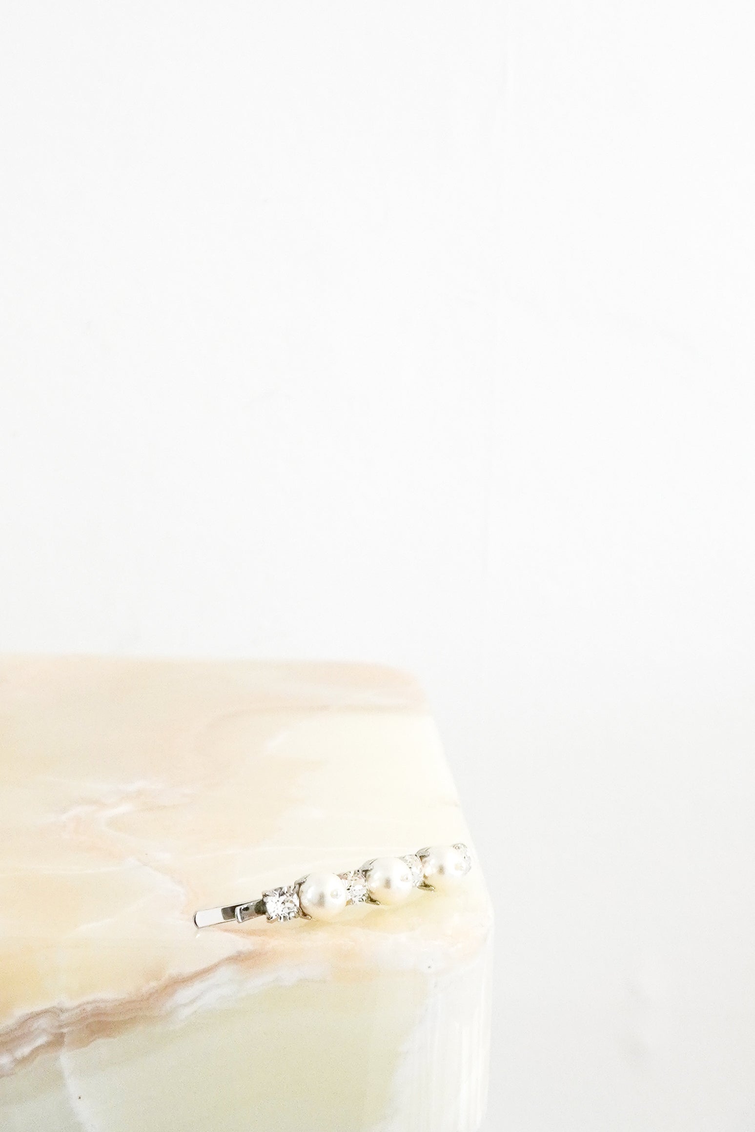 simone-rocha-hairclip-authentic-preloved-cover-picture-chelsea-london