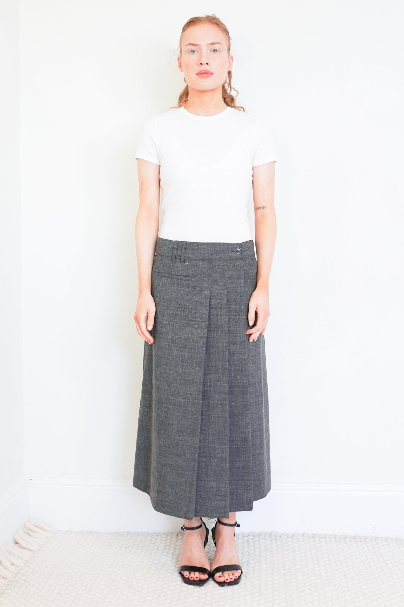 soeur-elegant-wrap-skirt-skirt-authentic-preloved-front-picture-Chelsea-London 