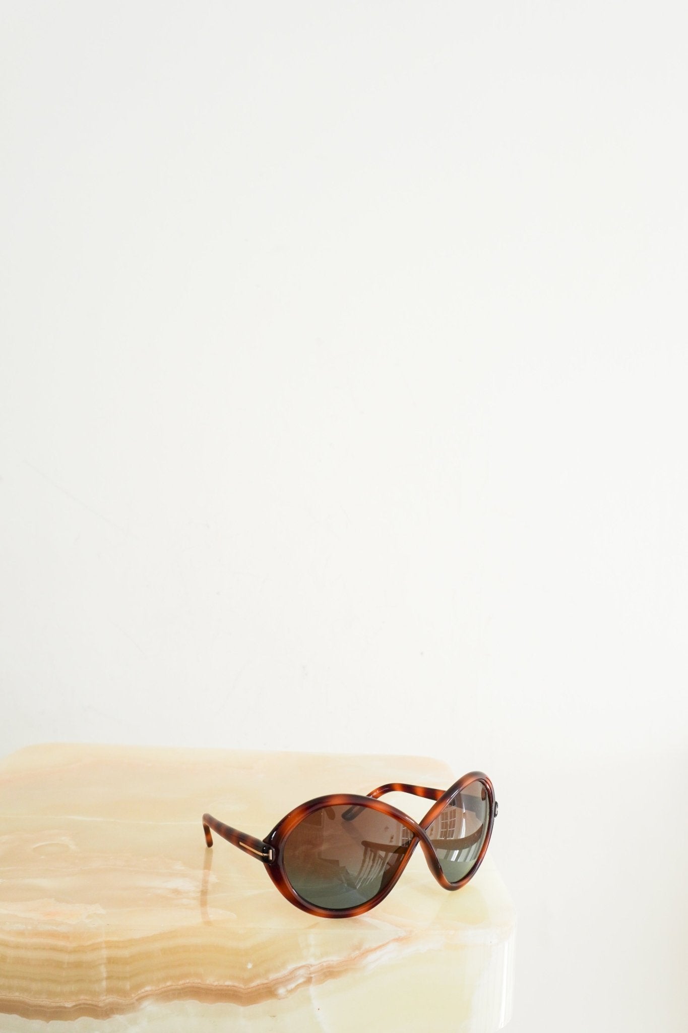 Tom Ford Tortoise Shell Oversized Sunglasses RRP £225 | Authentic Preloved FINAL SALE - Reloved Again