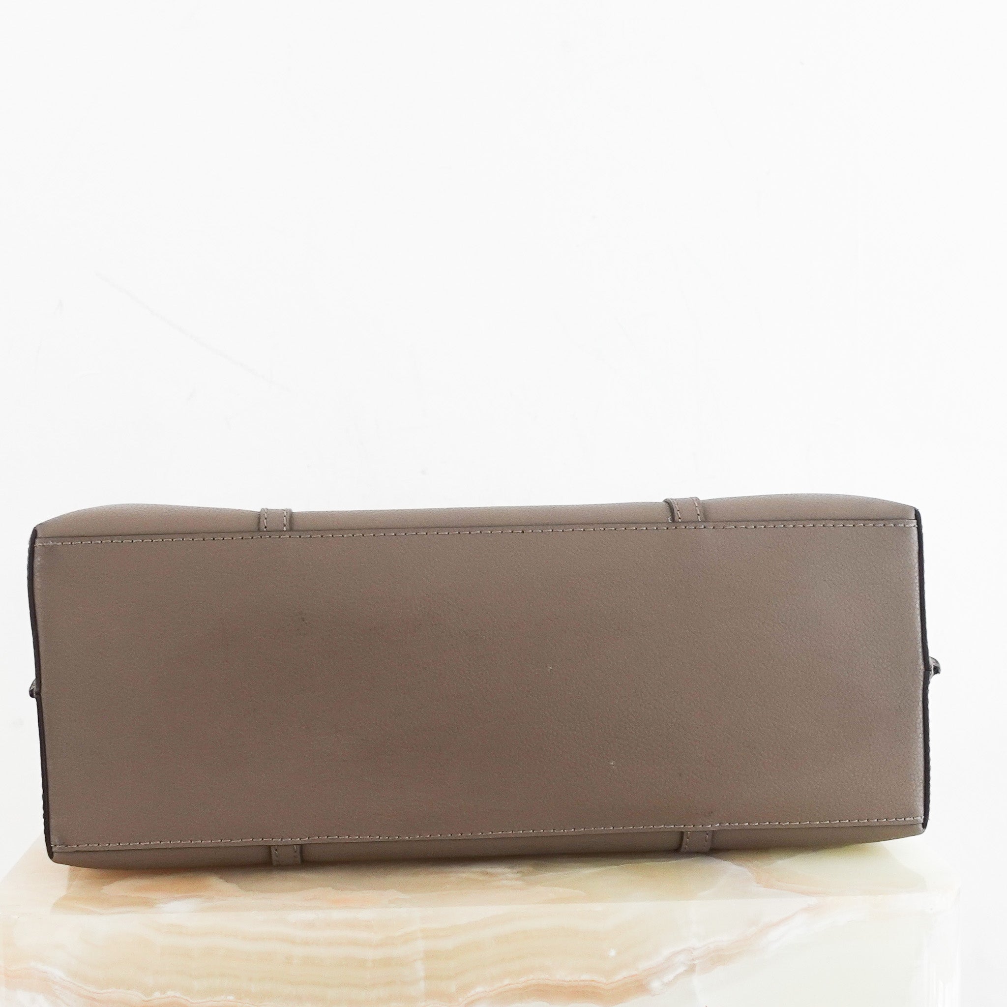 tory-burch-perry-tote-under-picture-chelsea-london