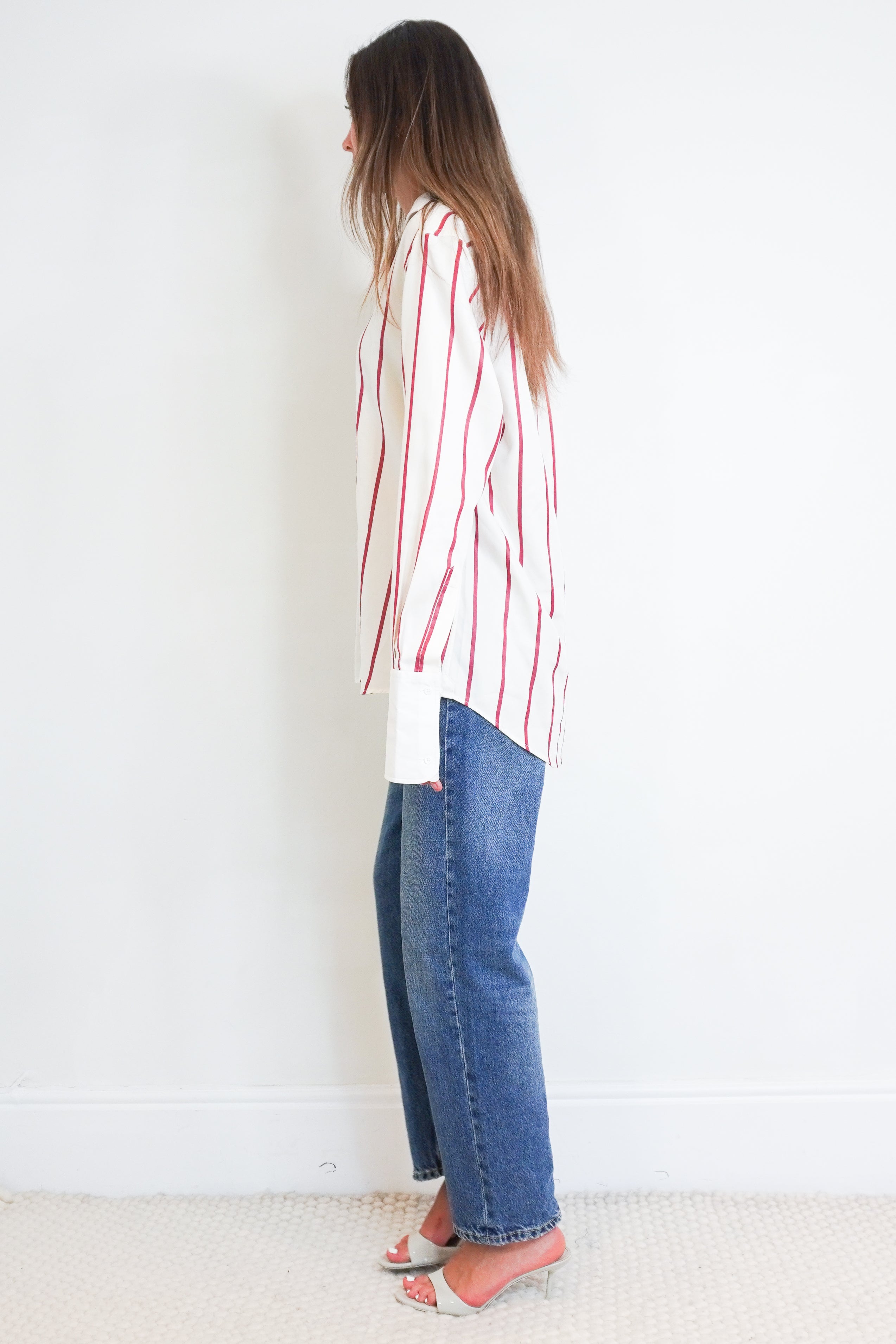 Side picture of the WNU pinstripe shirt showing the sleeves 